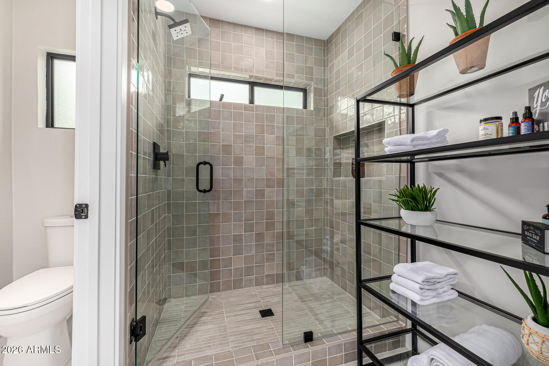7770 East Camelback Road, Unit 11 Scottsdale, AZ 85251 - Photo 32 of 60 a bathroom with a shower