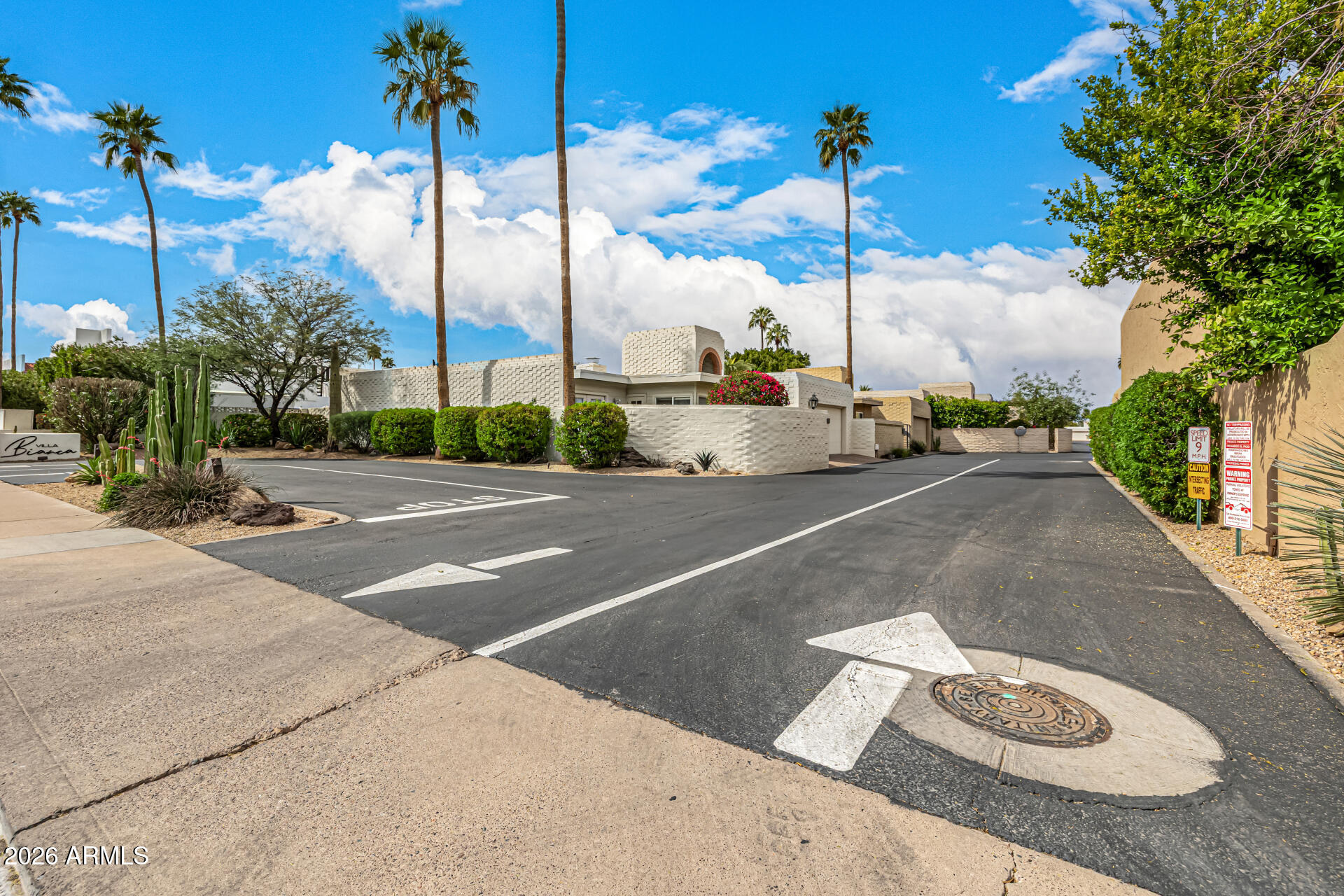 7770 East Camelback Road, Unit 11 Scottsdale, AZ 85251 - Photo 57 of 60 a view of a city street