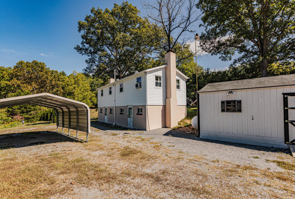 541 Pig Run Road Millboro, VA 24460 - Photo 4 of 54 4