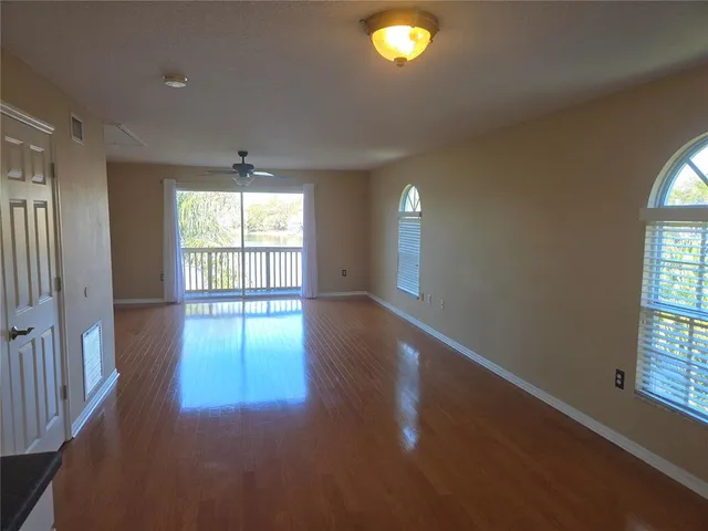 $2,795 | 2648 Sabal Springs Drive, Unit 6, Clearwater, FL 33761