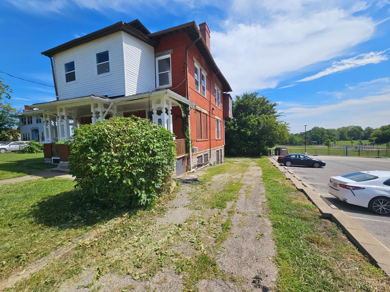 3636 Reading Road Cincinnati, OH 45229 - Photo 3 of 23