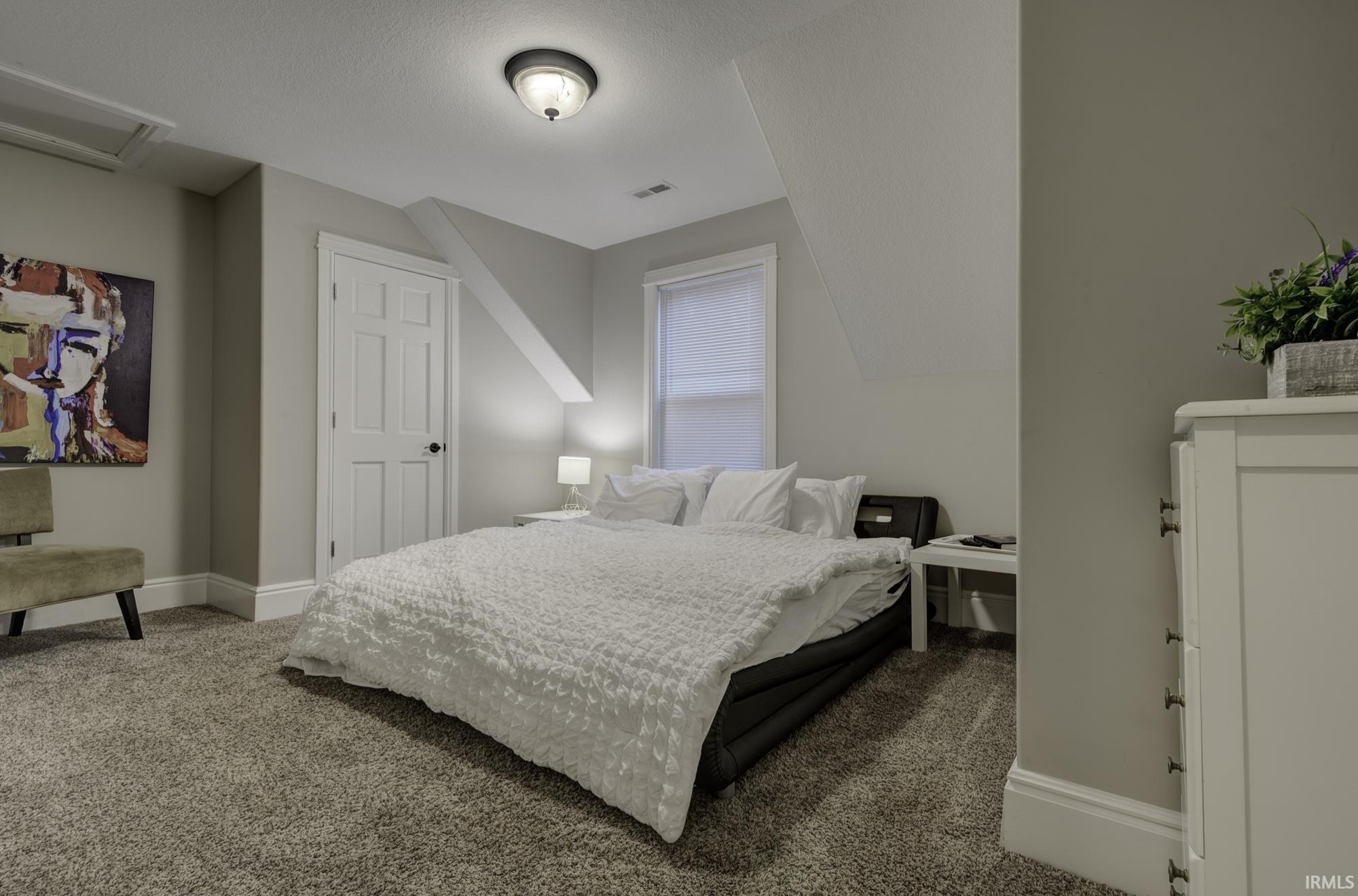 802 Lavina Street Fort Wayne, IN 46802 - Photo 25 of 35