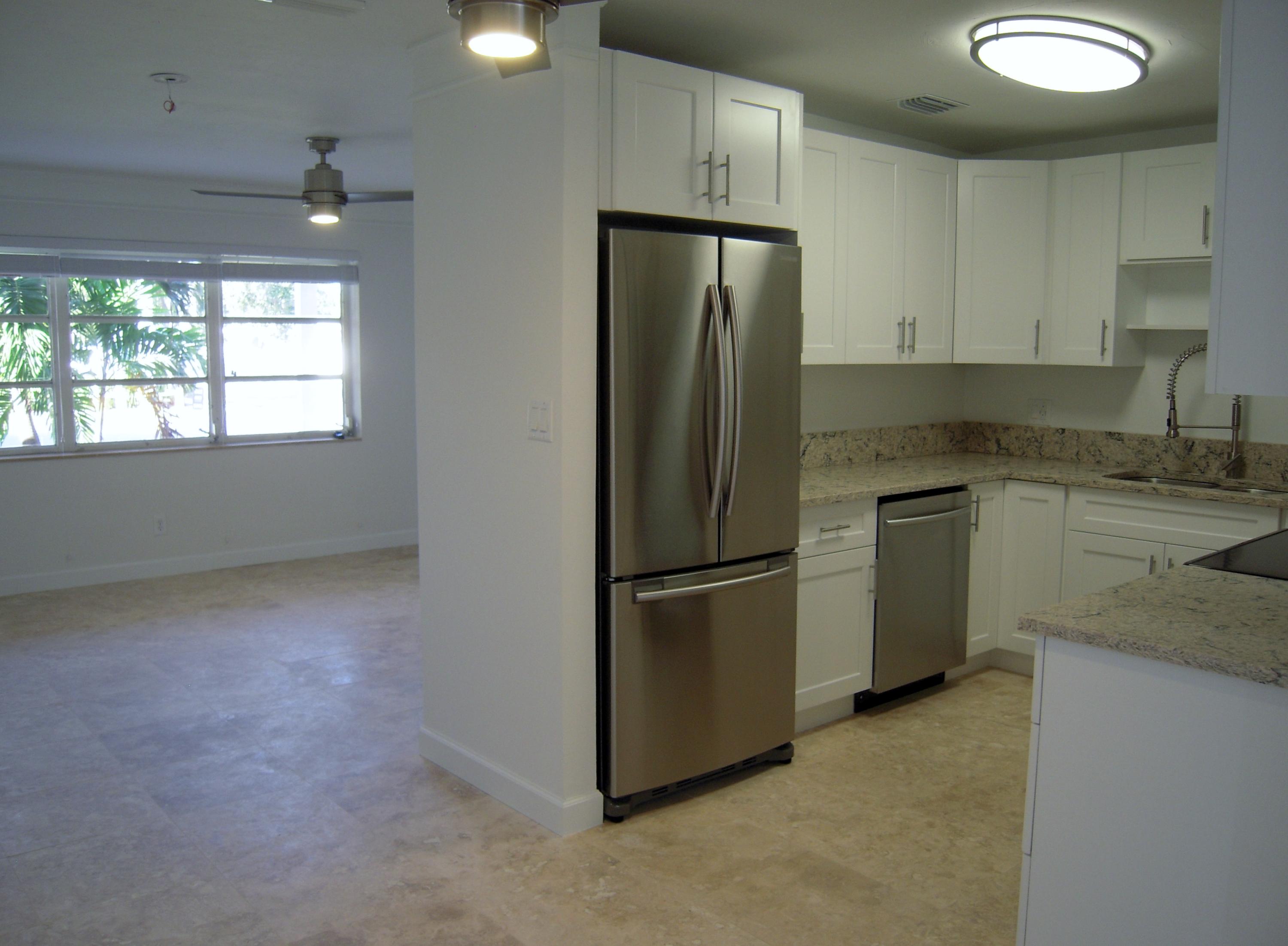 386 Gregory Road West Palm Beach, FL 33405 - Photo 2 of 21 023