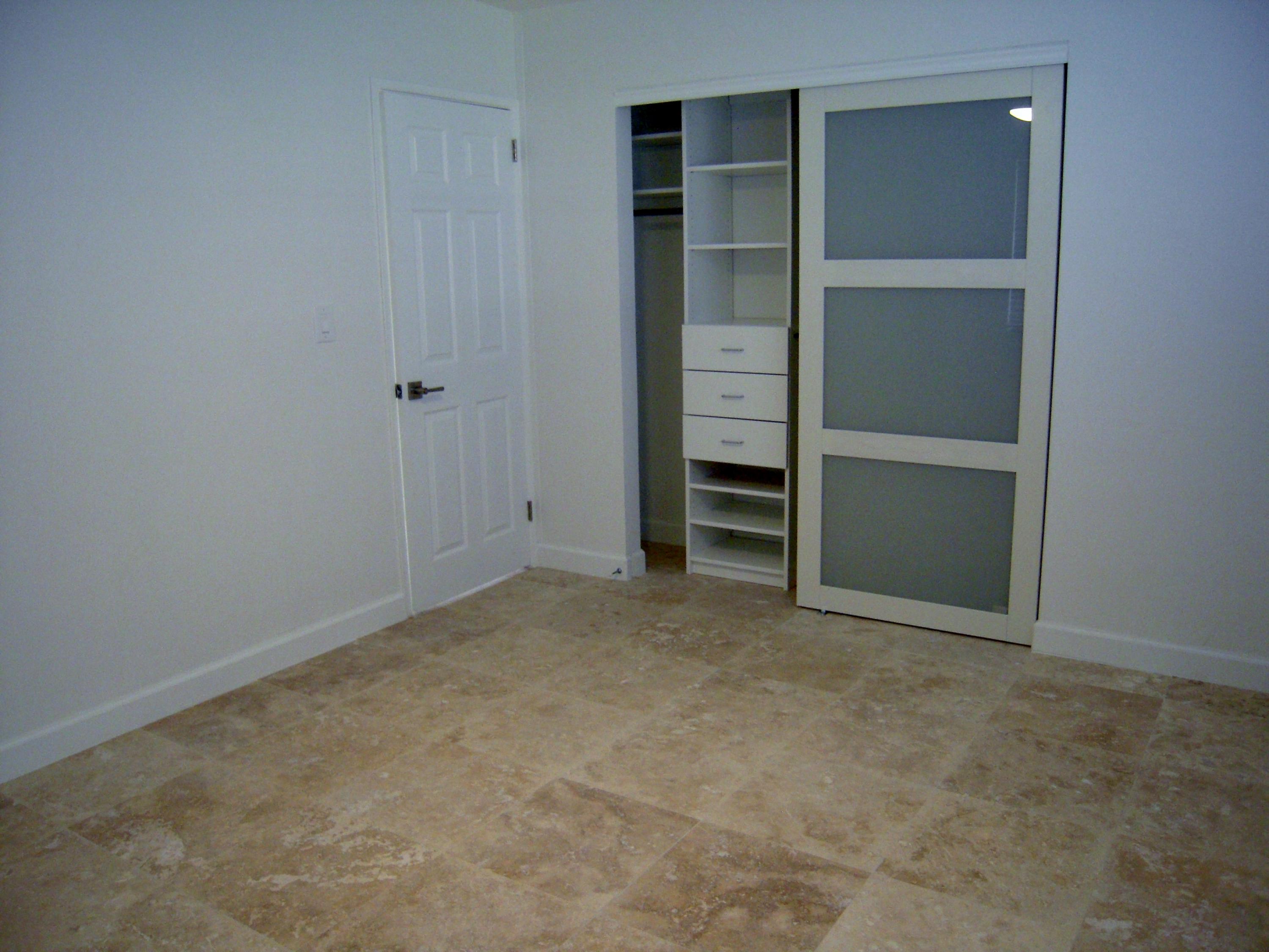 386 Gregory Road West Palm Beach, FL 33405 - Photo 6 of 21 015