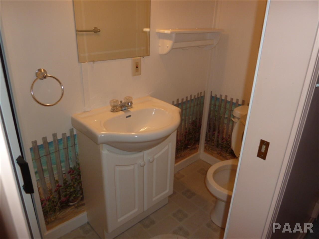 8707 North Picture Ridge Road Peoria, IL 61615 - Photo 11 of 12 Gallery Image 11