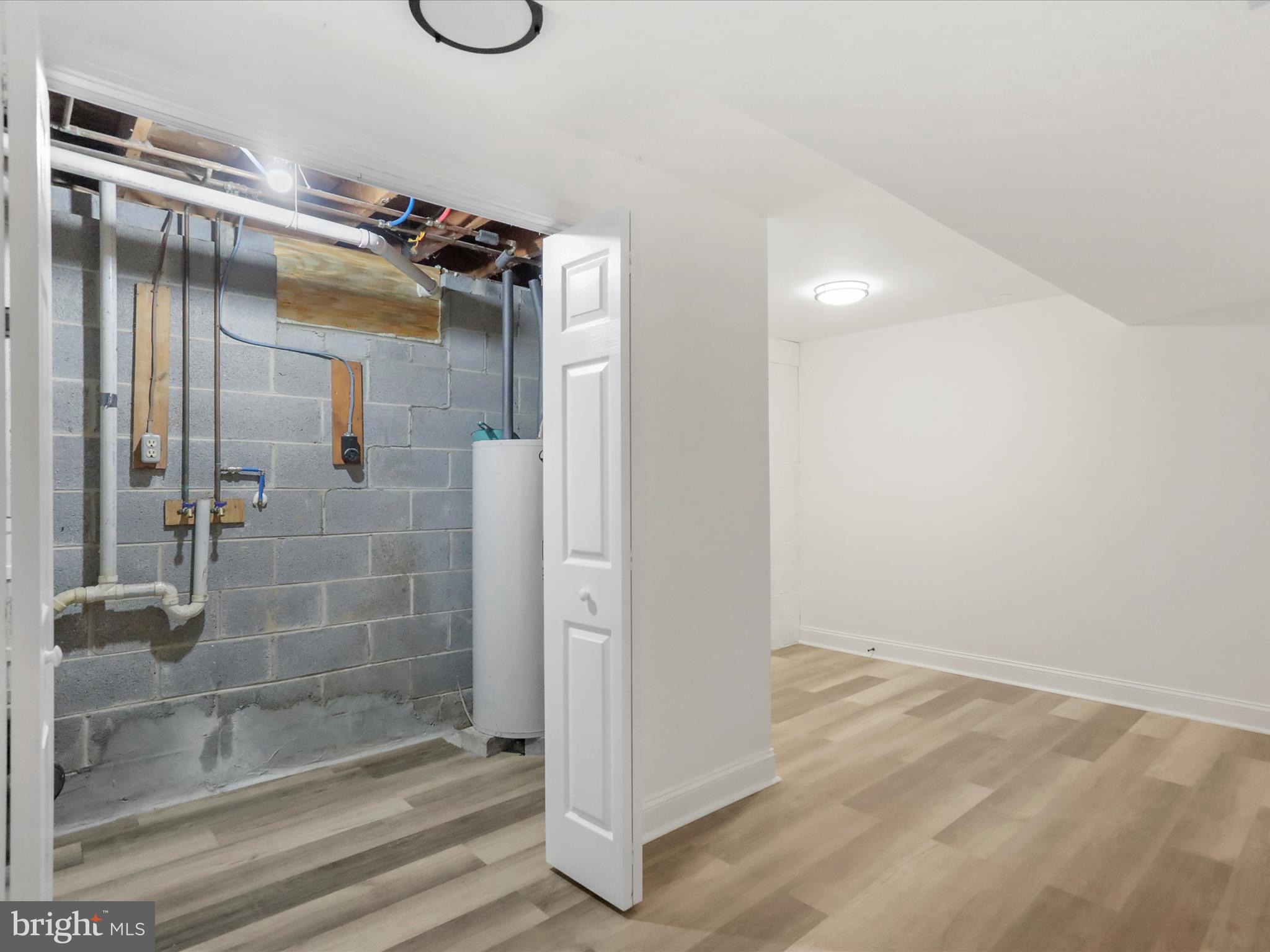 11905 Boyd Road Clear Spring, MD 21722 - Photo 27 of 39 Washer and Dryer - Basement