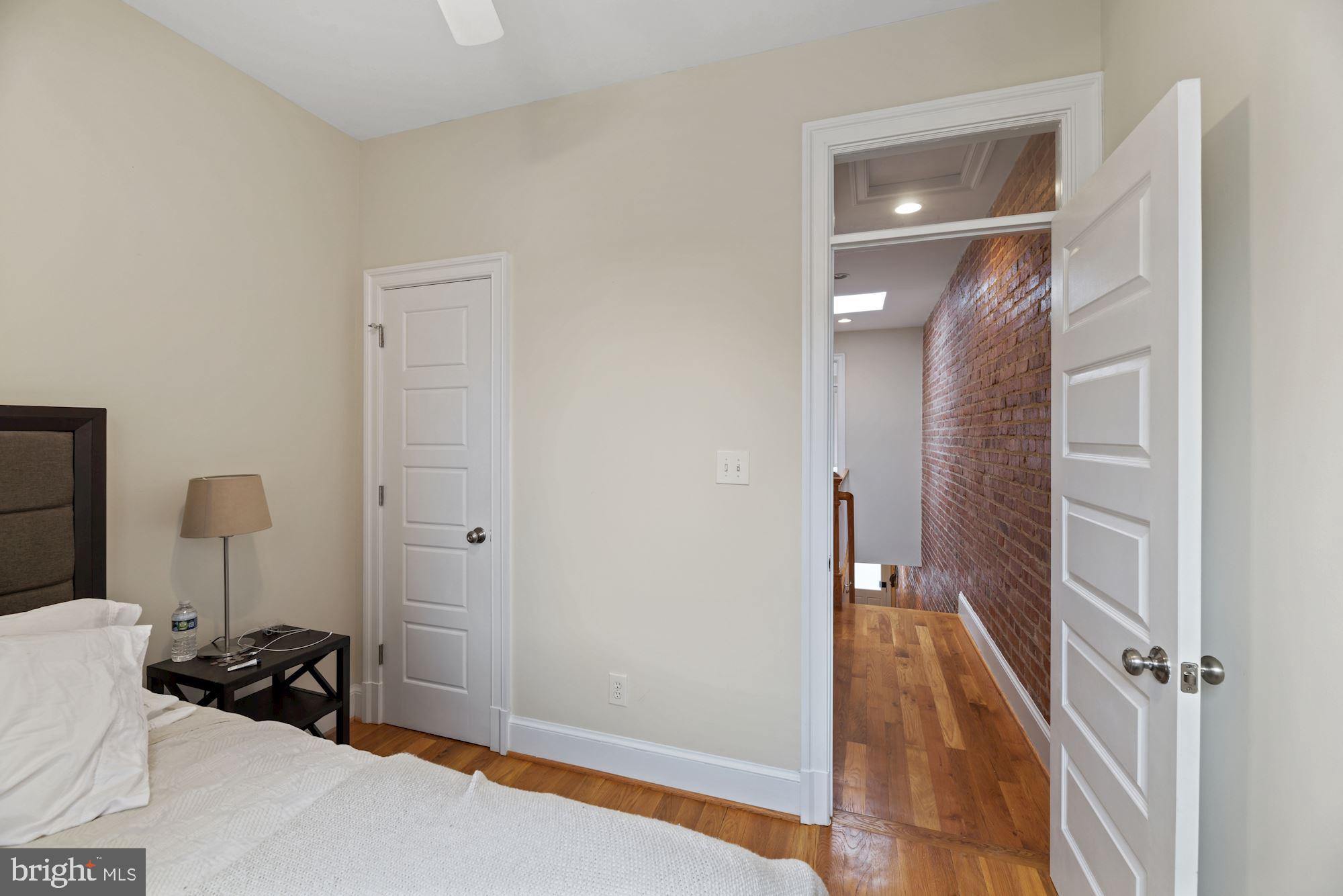 332 10th Street Northeast Washington, DC 20002 - Photo 12 of 32 Gallery Image 12