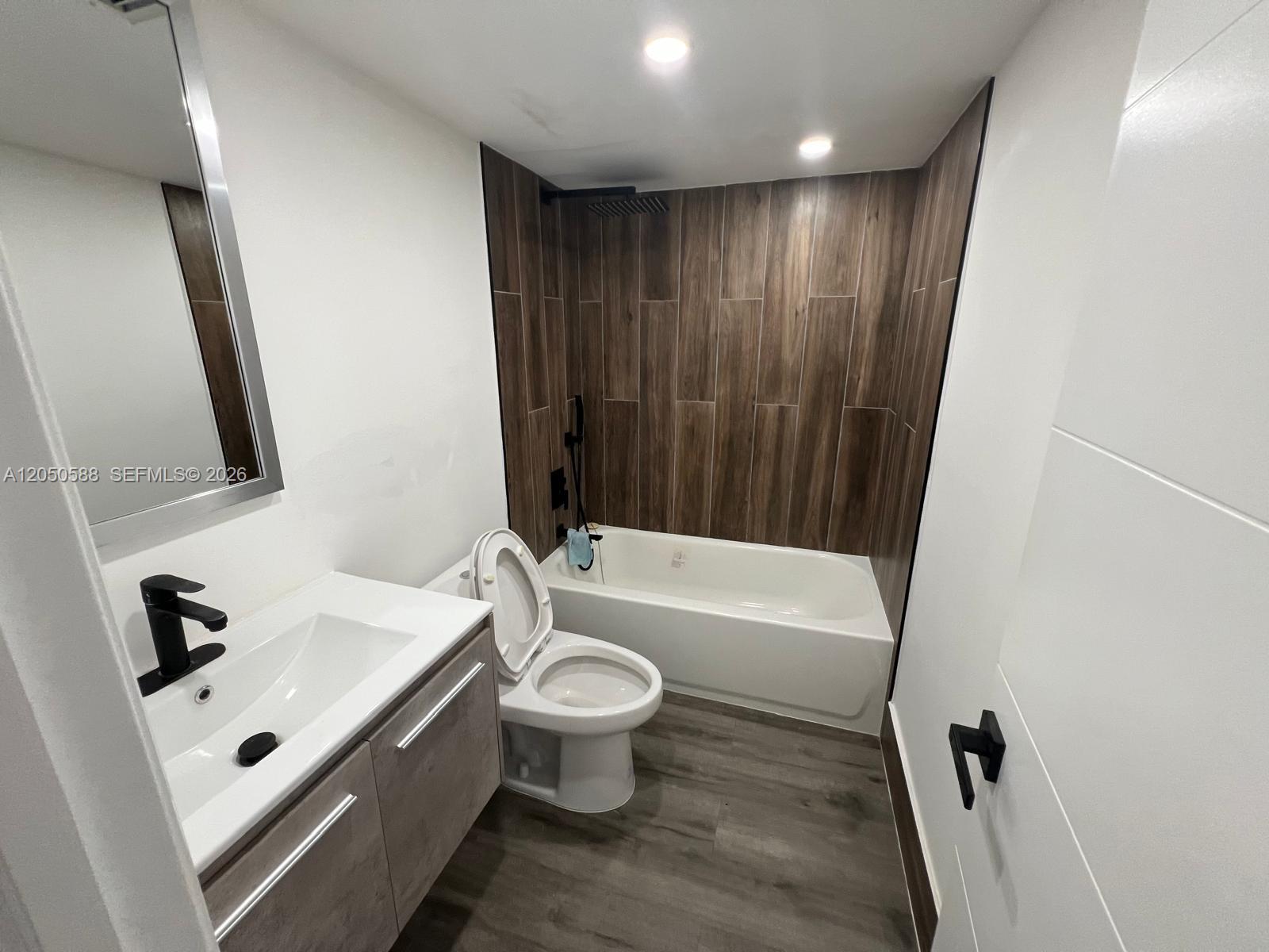 4111 Stirling Road, Unit 209 Fort Lauderdale, FL 33314 - Photo 12 of 18