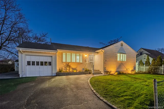 $649,000 | 201 Hilltop Drive, Brentwood, NY 11717