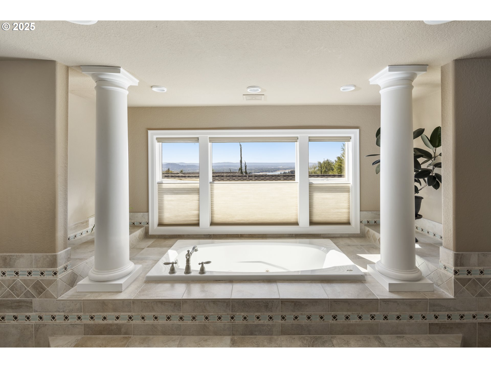 4906 Northwest Highpoint Drive Camas, WA 98607 - Photo 16 of 38