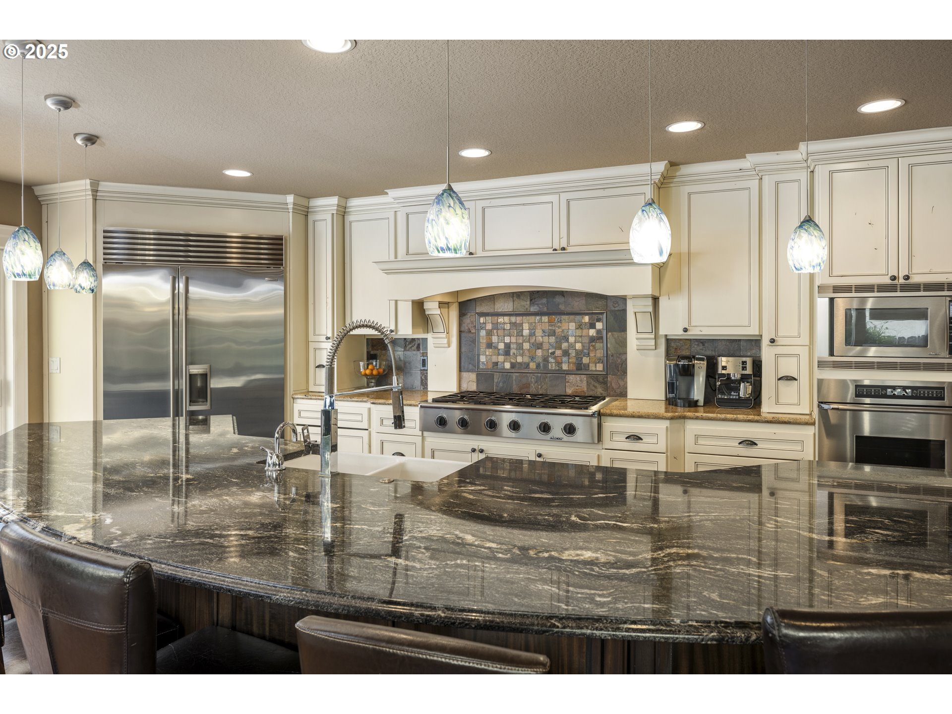 4906 Northwest Highpoint Drive Camas, WA 98607 - Photo 7 of 38