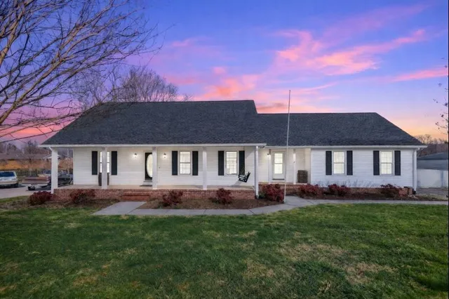 $300,000 | 65 Twin Marys Drive, Tullahoma, TN 37388