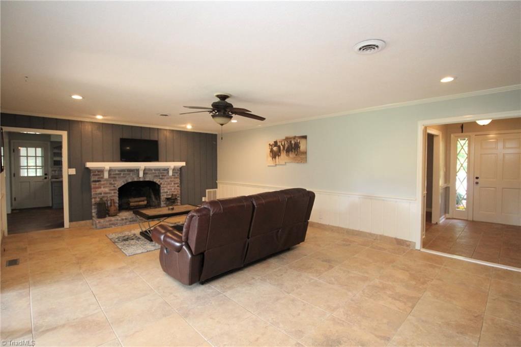 7245 Red Bank Road Germanton, NC 27019 - Photo 4 of 30 Gallery Image 4