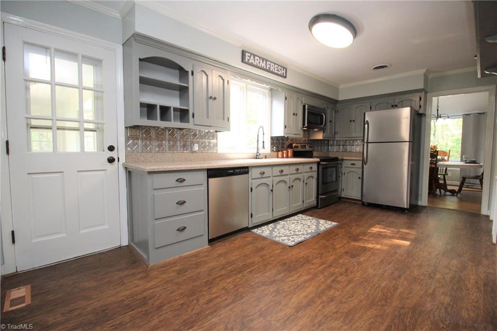 7245 Red Bank Road Germanton, NC 27019 - Photo 10 of 30 Gallery Image 10