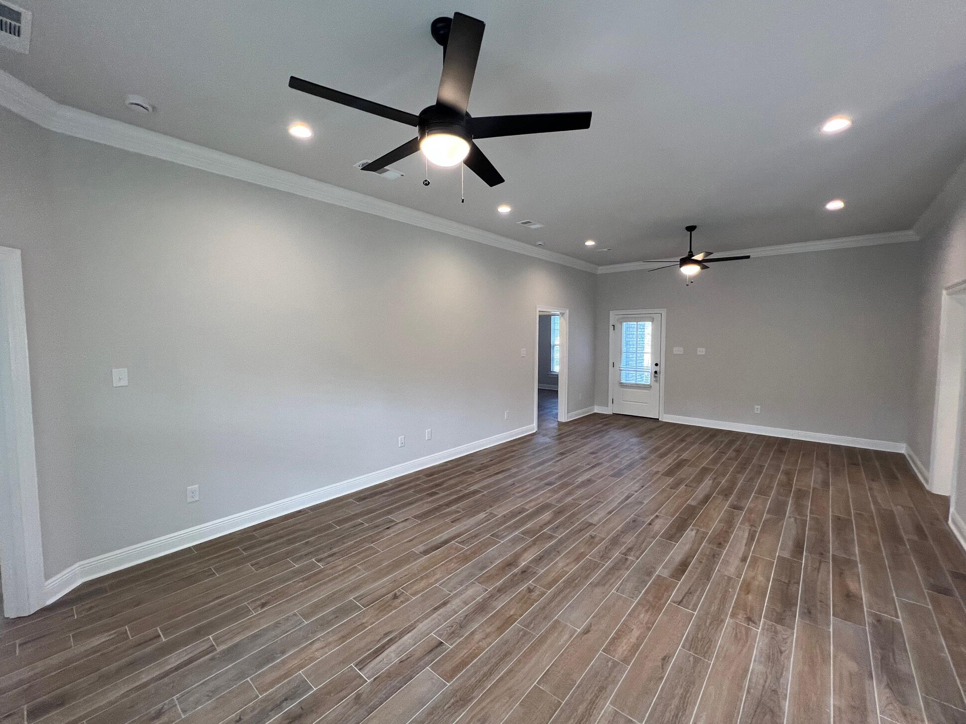 68 Apollo Avenue Freeport, FL 32439 - Photo 5 of 13 living