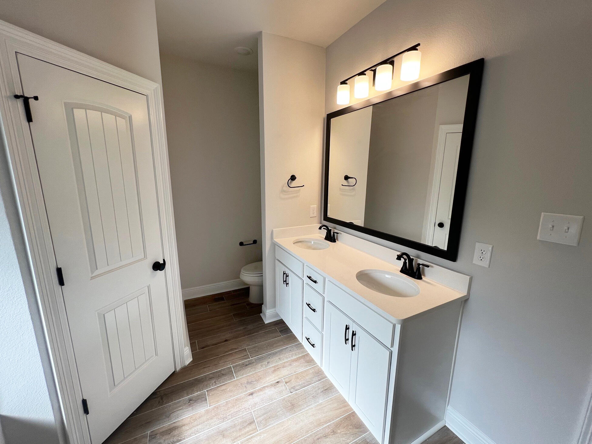68 Apollo Avenue Freeport, FL 32439 - Photo 8 of 13 primary bath 2