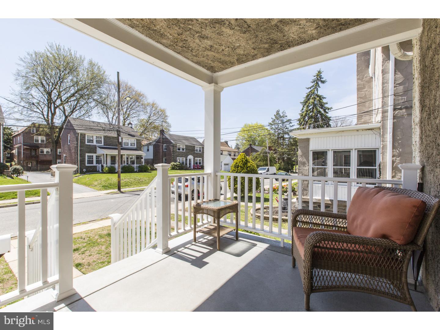 33 Congress Avenue Springfield, PA 19064 - Photo 3 of 25 Porch