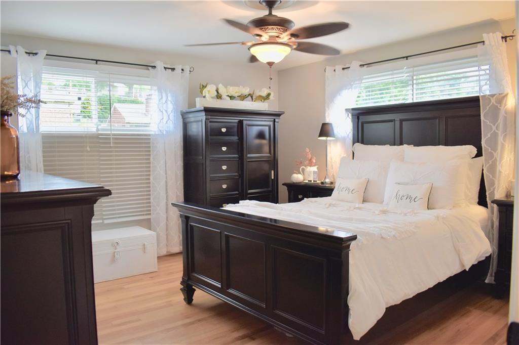 4820 Girard Road Pittsburgh, PA 15227 - Photo 17 of 25 Gallery Image 17