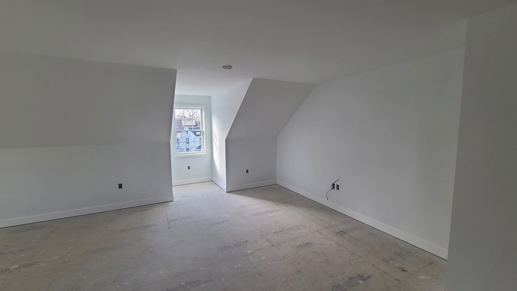 136 Green Street, Unit 2 Reading, MA 01867 - Photo 9 of 10 Gallery Image 9