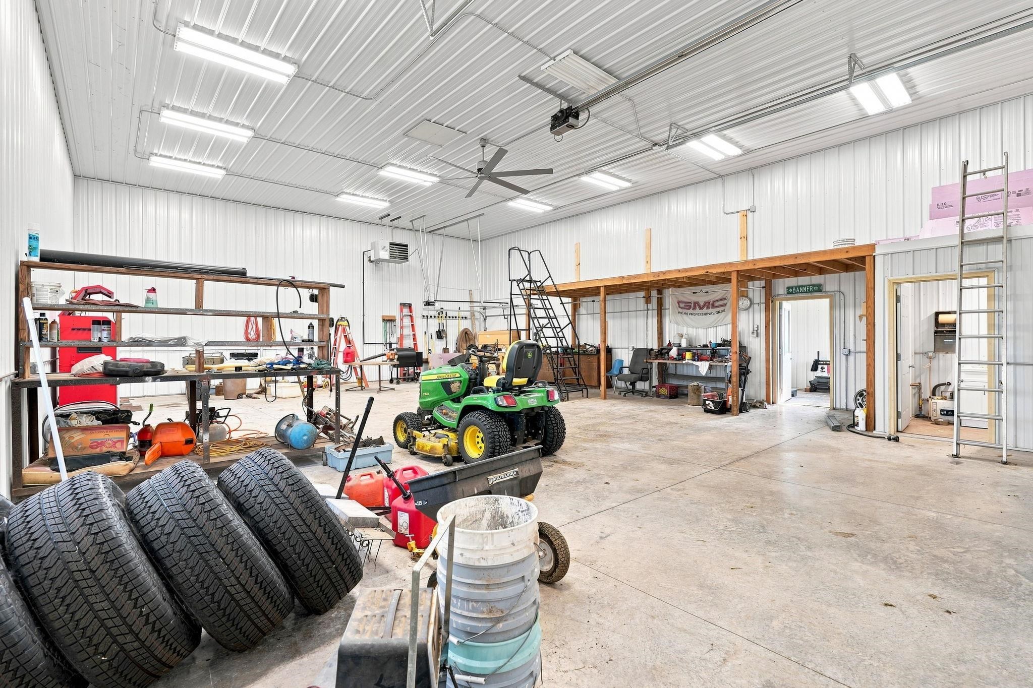 7460 Banner Road Platteville, WI 53818 - Photo 38 of 43 Gallery Image 38