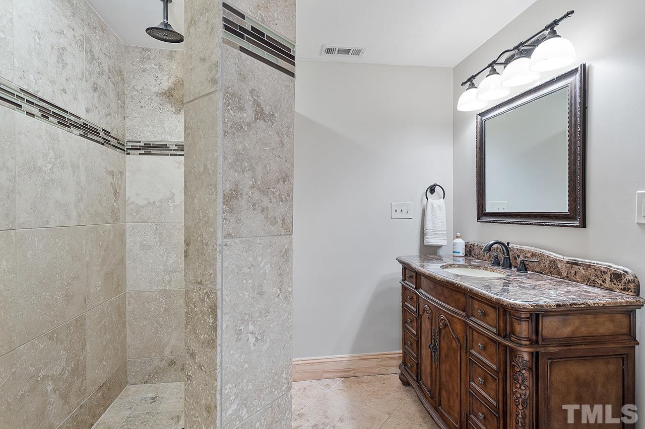 808 Dothan Court Raleigh, NC 27614 - Photo 32 of 41 Gallery Image 32