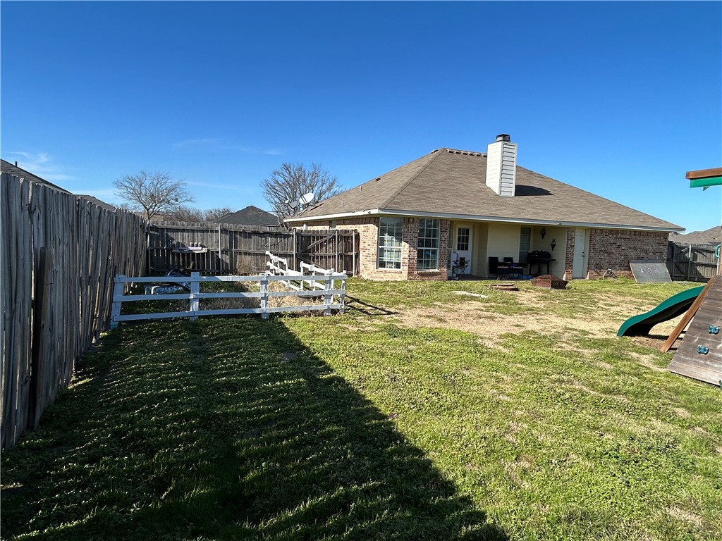 220 Knight Lane Waco, TX 76705 - Photo 10 of 11 a view of a house with swimming pool and porch with furniture