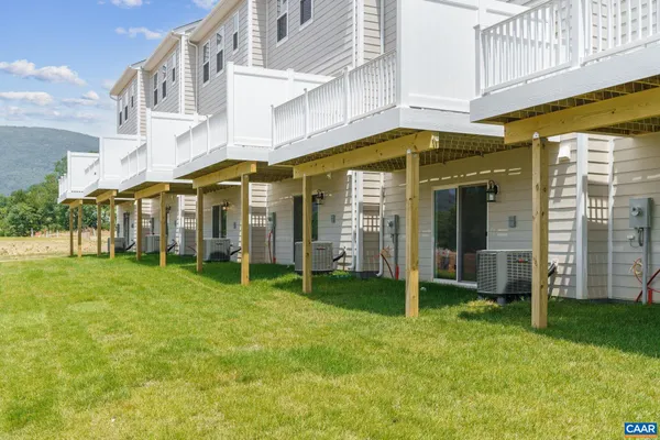 $424,990 | 2976 Rambling Brk Lane, Crozet, VA 22932
