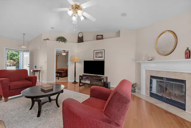 $382,500 | 1945 Jessica Way, Navarre, FL 32566