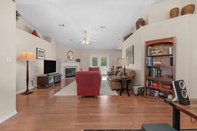 $382,500 | 1945 Jessica Way, Navarre, FL 32566