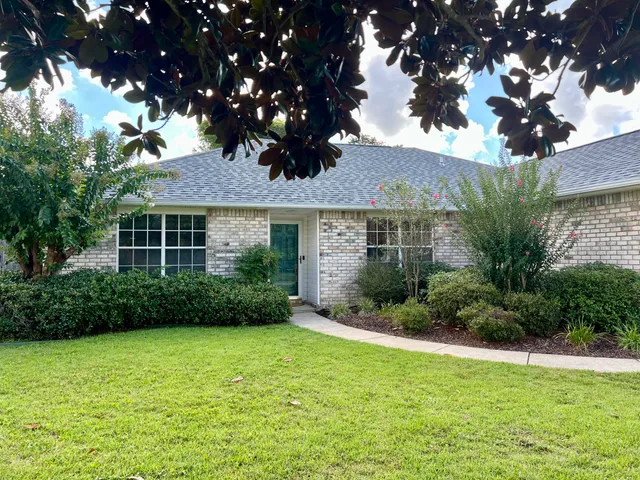 $382,500 | 1945 Jessica Way, Navarre, FL 32566