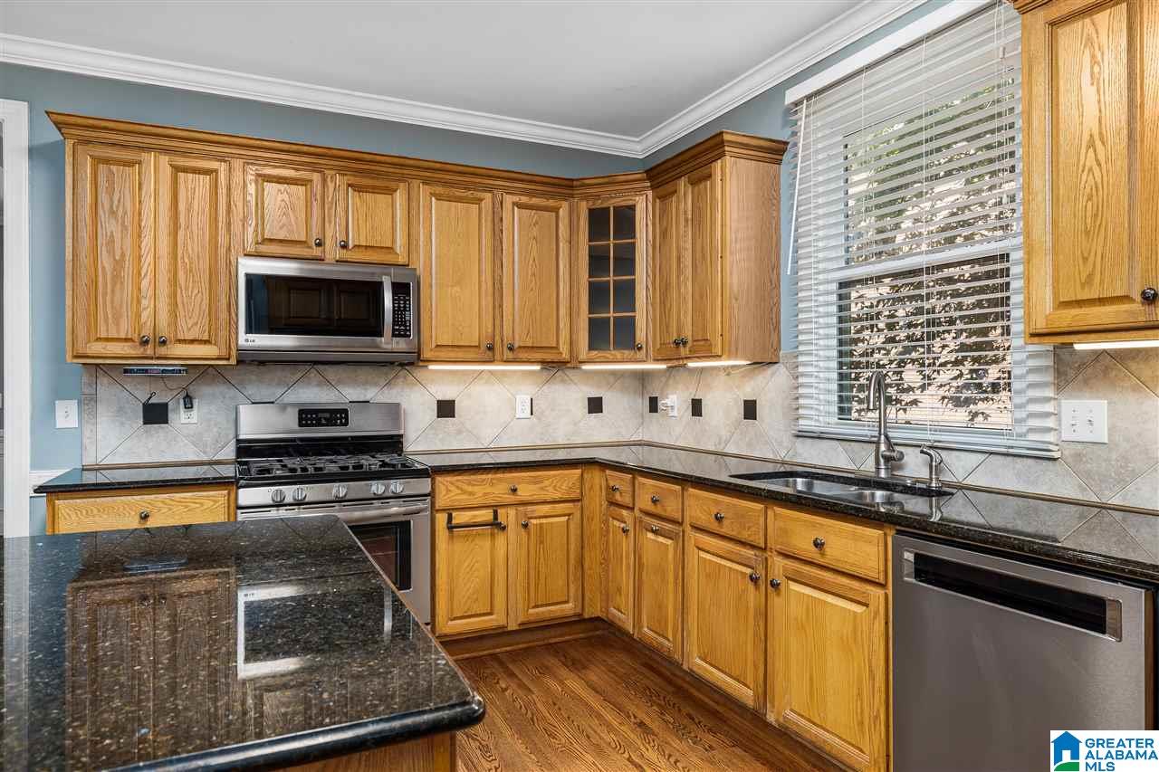 58 Maple Trace Birmingham, AL 35244 - Photo 10 of 39