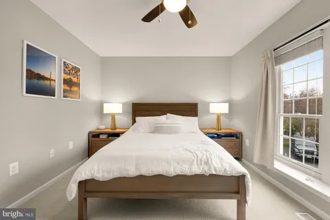 $585,000 | 2433 South Walter Reed Drive, Unit 181, Arlington, VA 22206