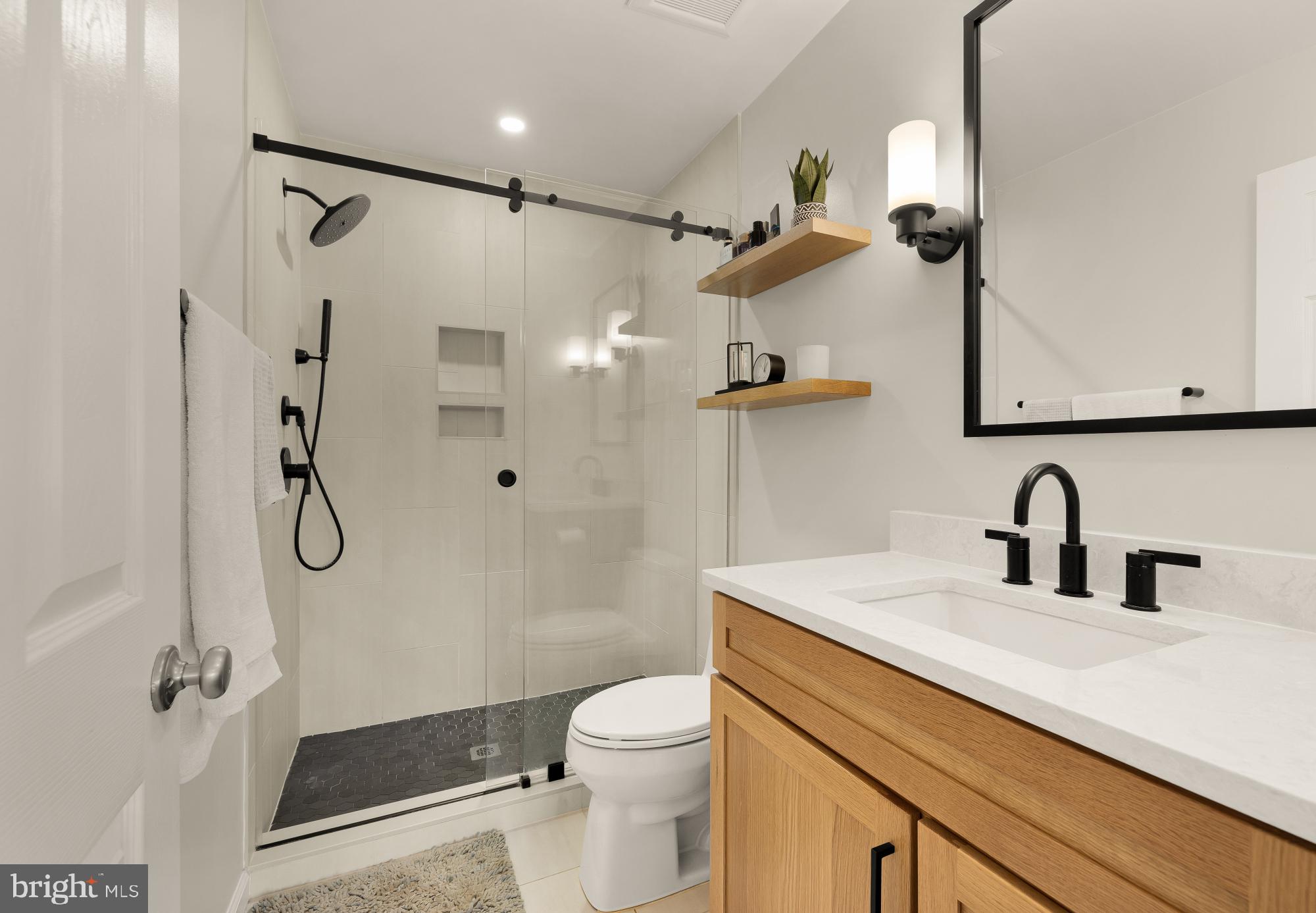 2433 South Walter Reed Drive, Unit 181 Arlington, VA 22206 - Photo 24 of 29