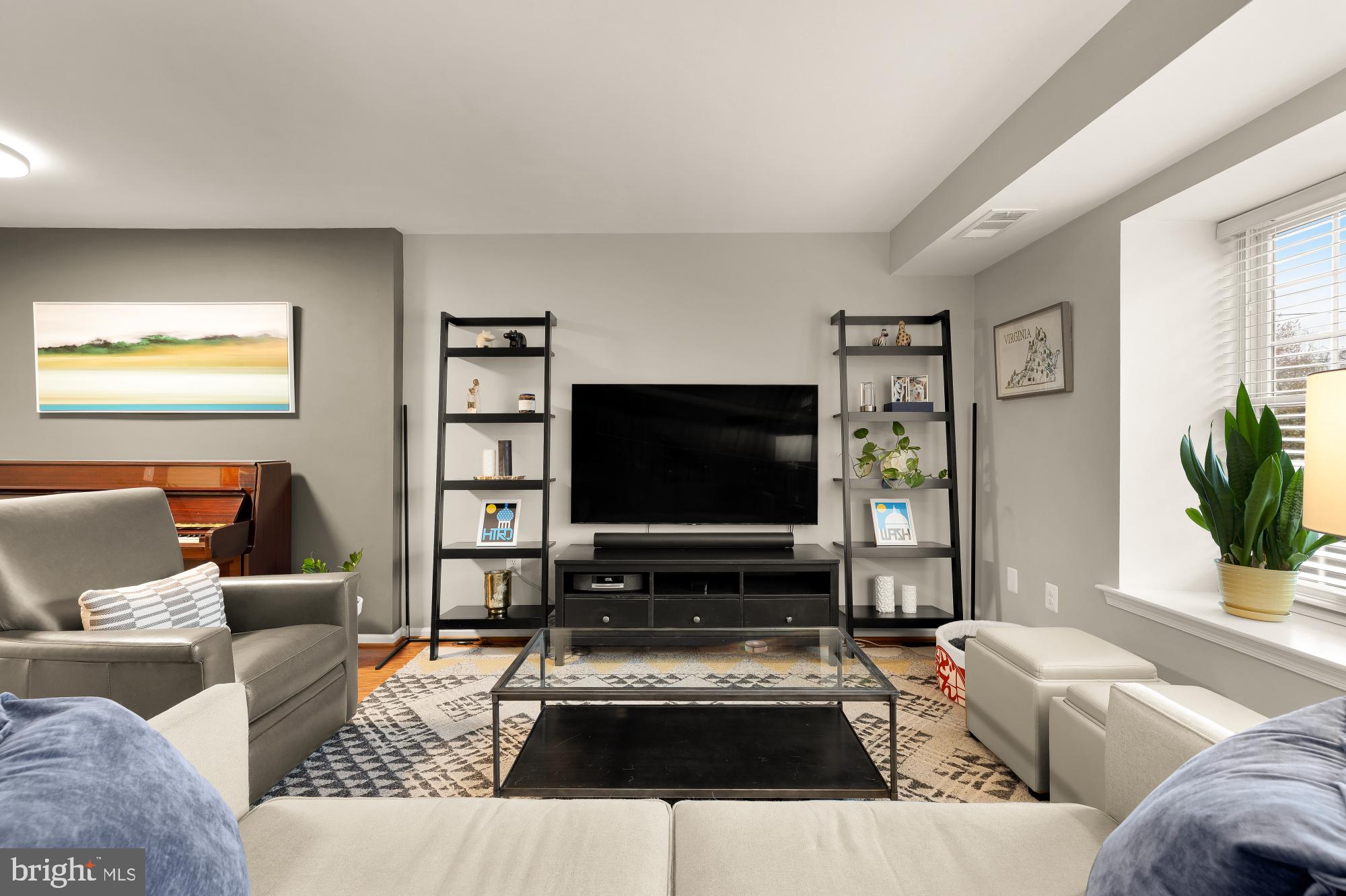 2433 South Walter Reed Drive, Unit 181 Arlington, VA 22206 - Photo 8 of 29