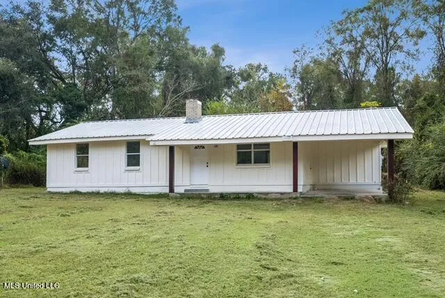 $190,000 | 20228 Lewis Lane, Picayune, MS 39466
