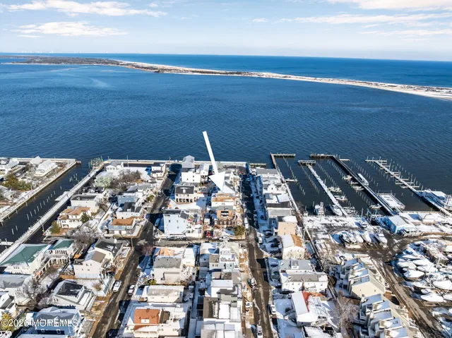 $899,999 | 14 Sea Drift Avenue, Highlands, NJ 07732