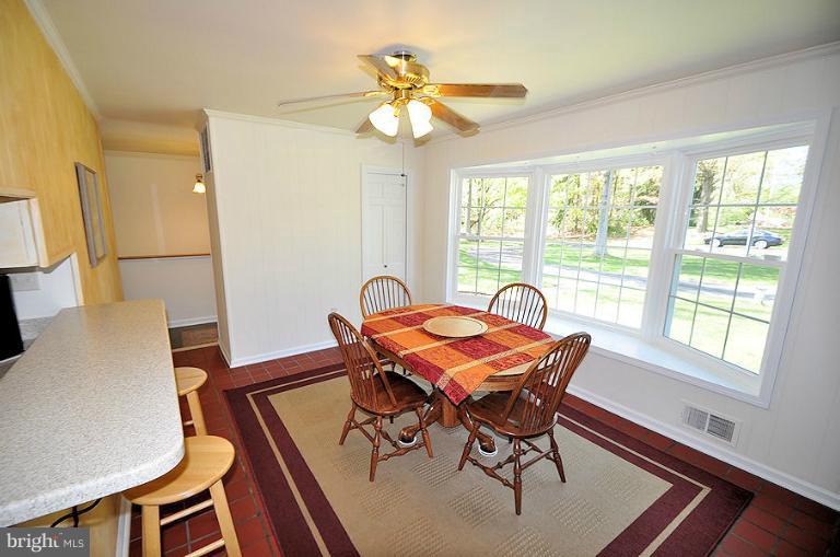 6421 Lochridge Road Columbia, MD 21044 - Photo 22 of 30 Breakfast Area with bay window