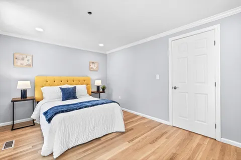 $899,000 | 17 Henley Street, Unit B, Boston, MA 02129