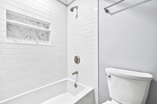 $840,000 | 17 Henley Street, Unit B, Boston, MA 02129