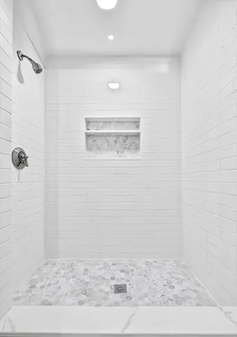 $840,000 | 17 Henley Street, Unit B, Boston, MA 02129