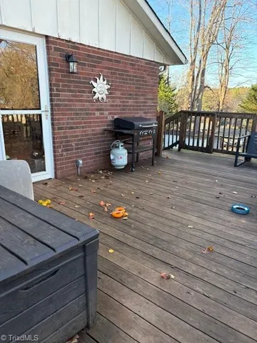 $275,000 | 361 Meadowbrook Lane, Millers Creek, NC 28651