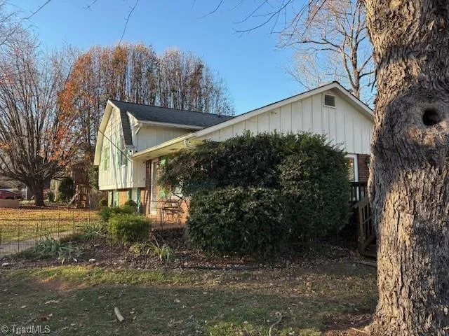 $275,000 | 361 Meadowbrook Lane, Millers Creek, NC 28651