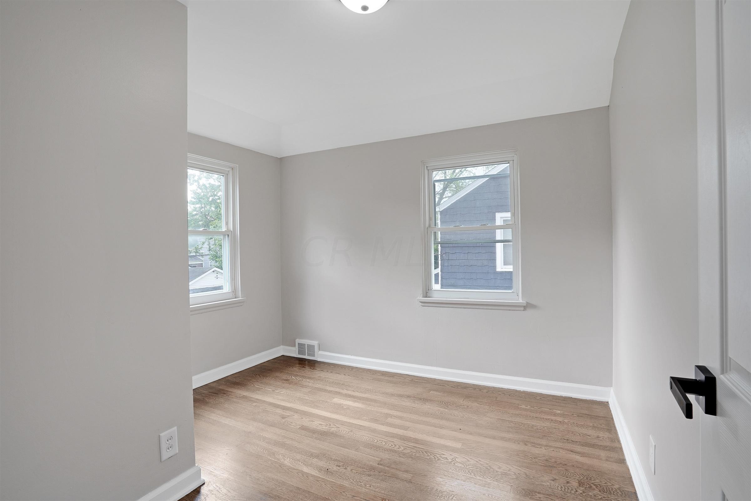 930 Berkeley Road Columbus, OH 43206 - Photo 25 of 39 Gallery Image 25