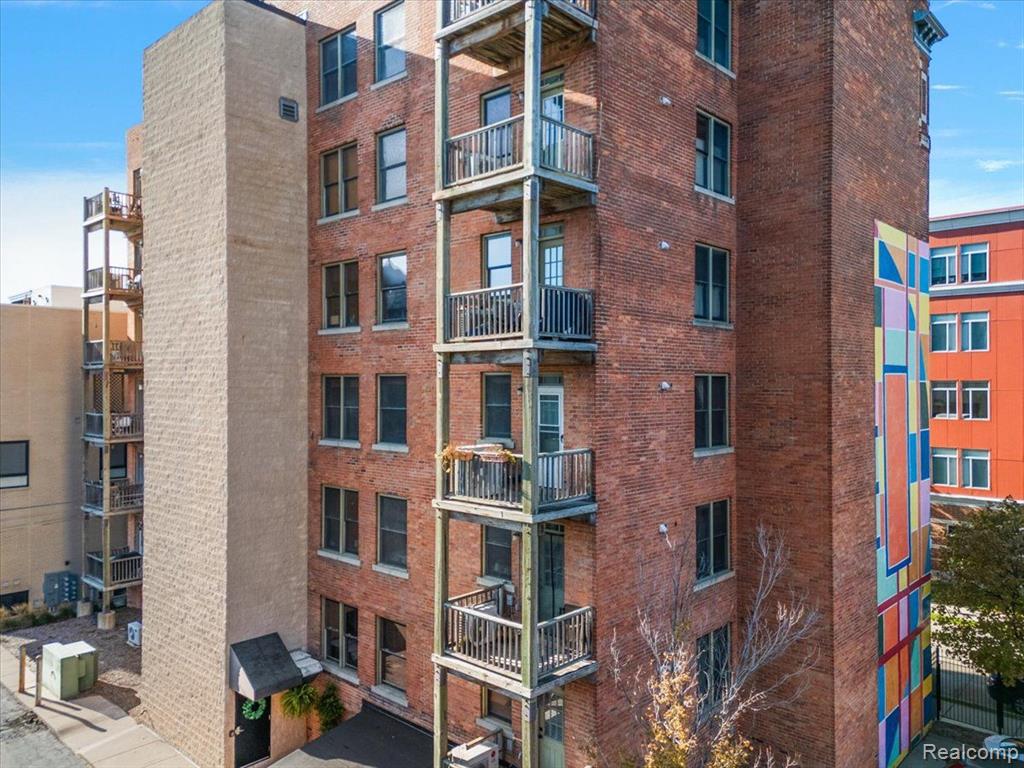 78 Watson Street, Unit 10 Detroit, MI 48201 - Photo 47 of 63