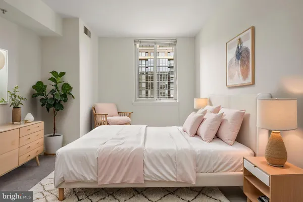 $360,000 | 1000 New Jersey Avenue Southeast, Unit 908, Washington, DC 20003