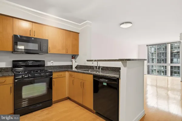 $360,000 | 1000 New Jersey Avenue Southeast, Unit 908, Washington, DC 20003