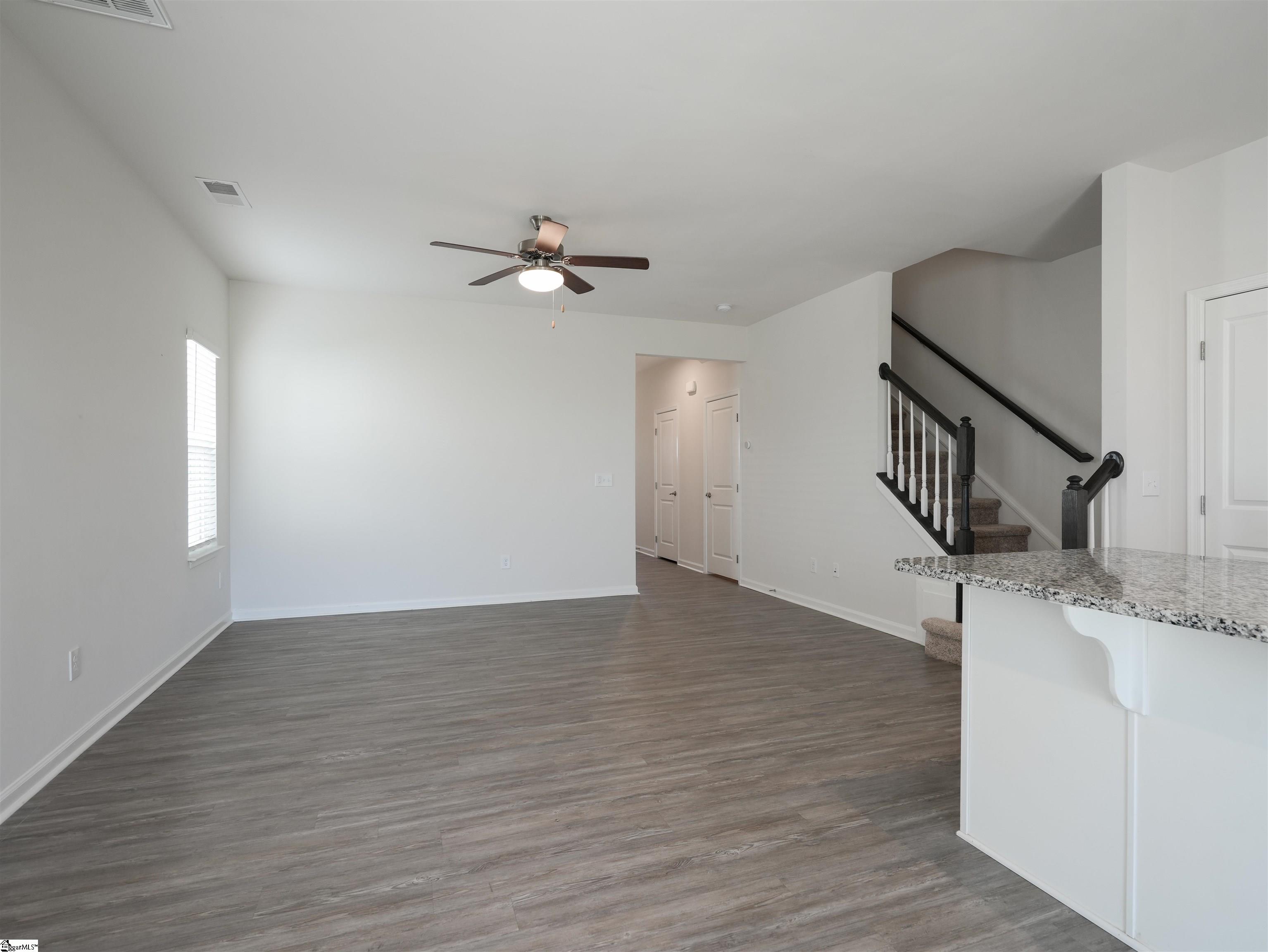 205 Hipps Crossing Drive Simpsonville, SC 29680 - Photo 5 of 18