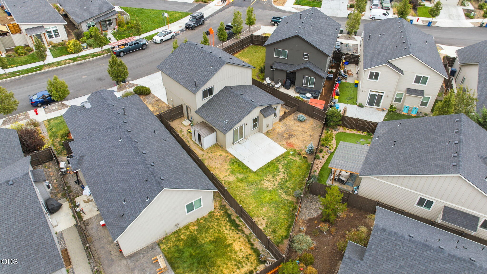 2981 Northeast Roxy Place Bend, OR 97701 - Photo 32 of 41 Gallery Image 32