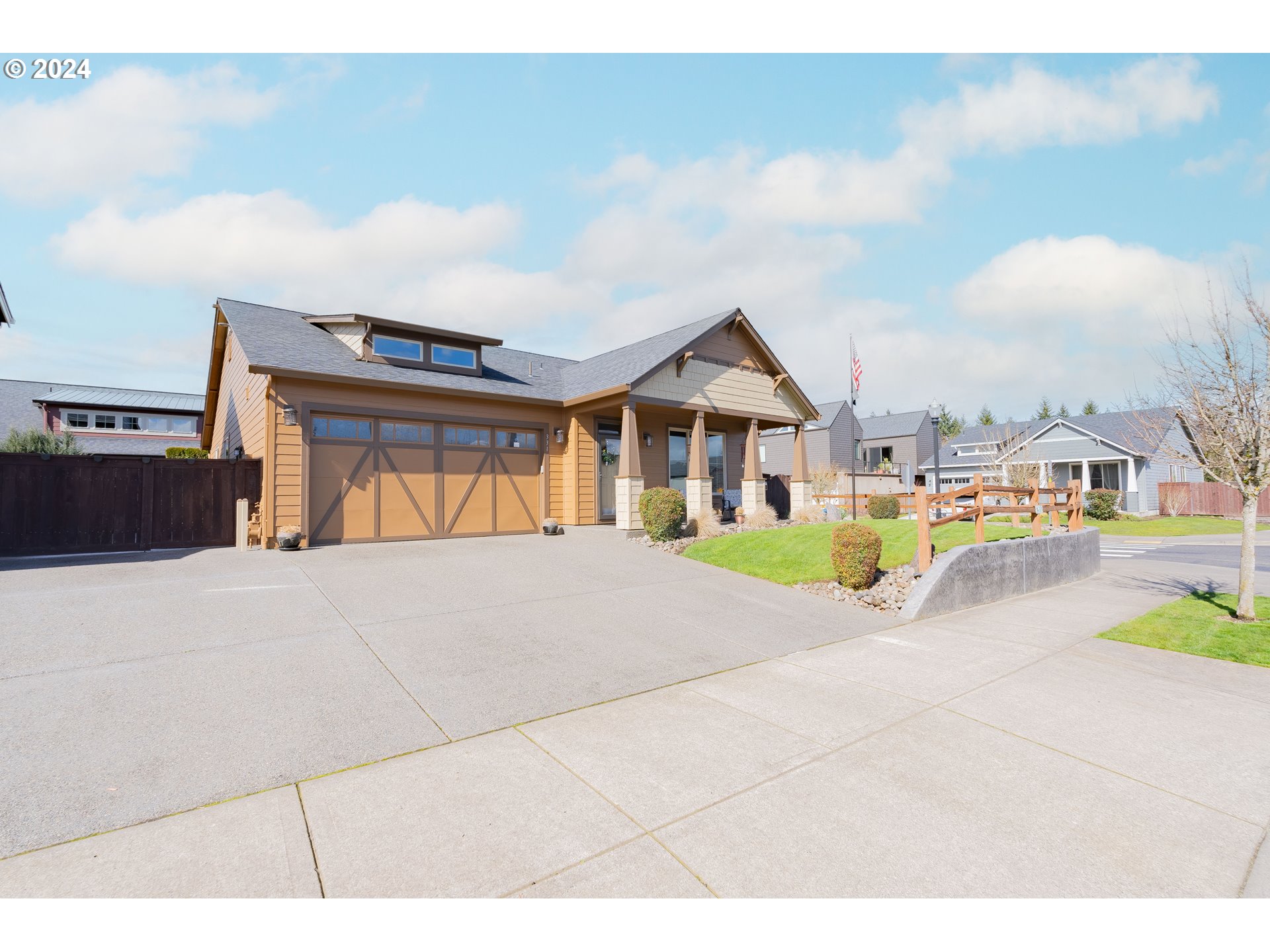 331 North 35th Avenue Ridgefield, WA 98642 - Photo 2 of 39 a view of multiple houses with a street