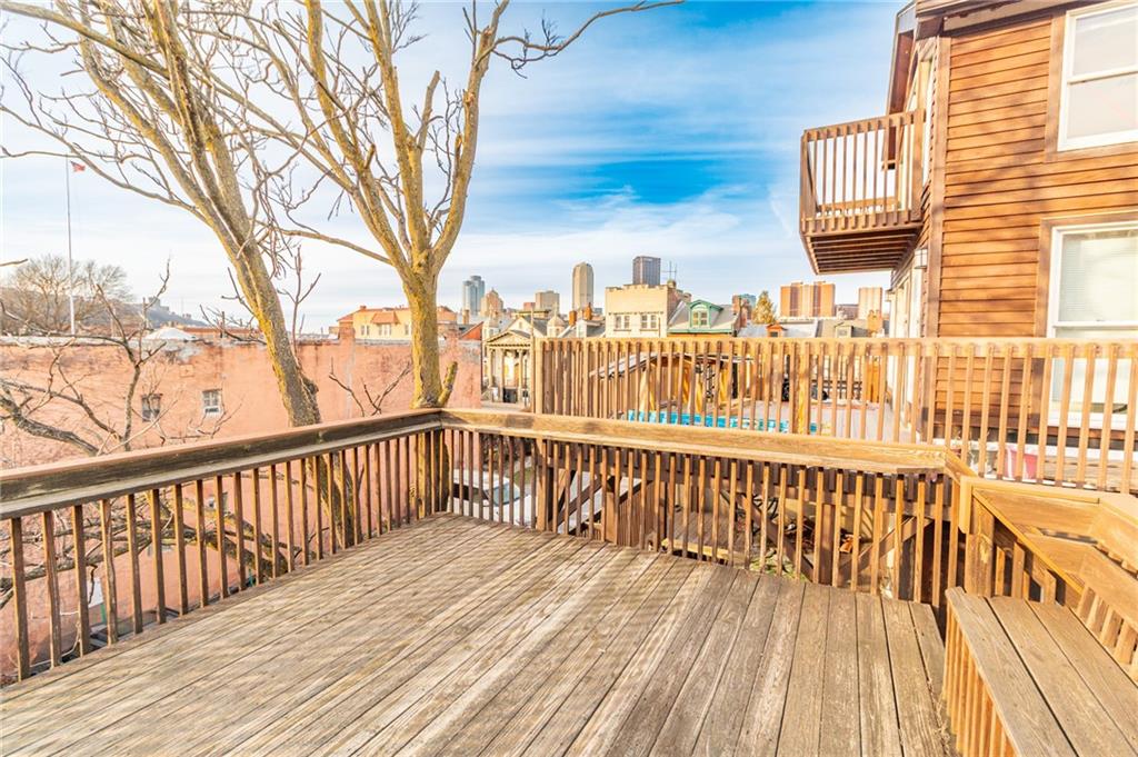 70 South 11th Street Pittsburgh, PA 15203 - Photo 29 of 31 a view of balcony with wooden floor and fence